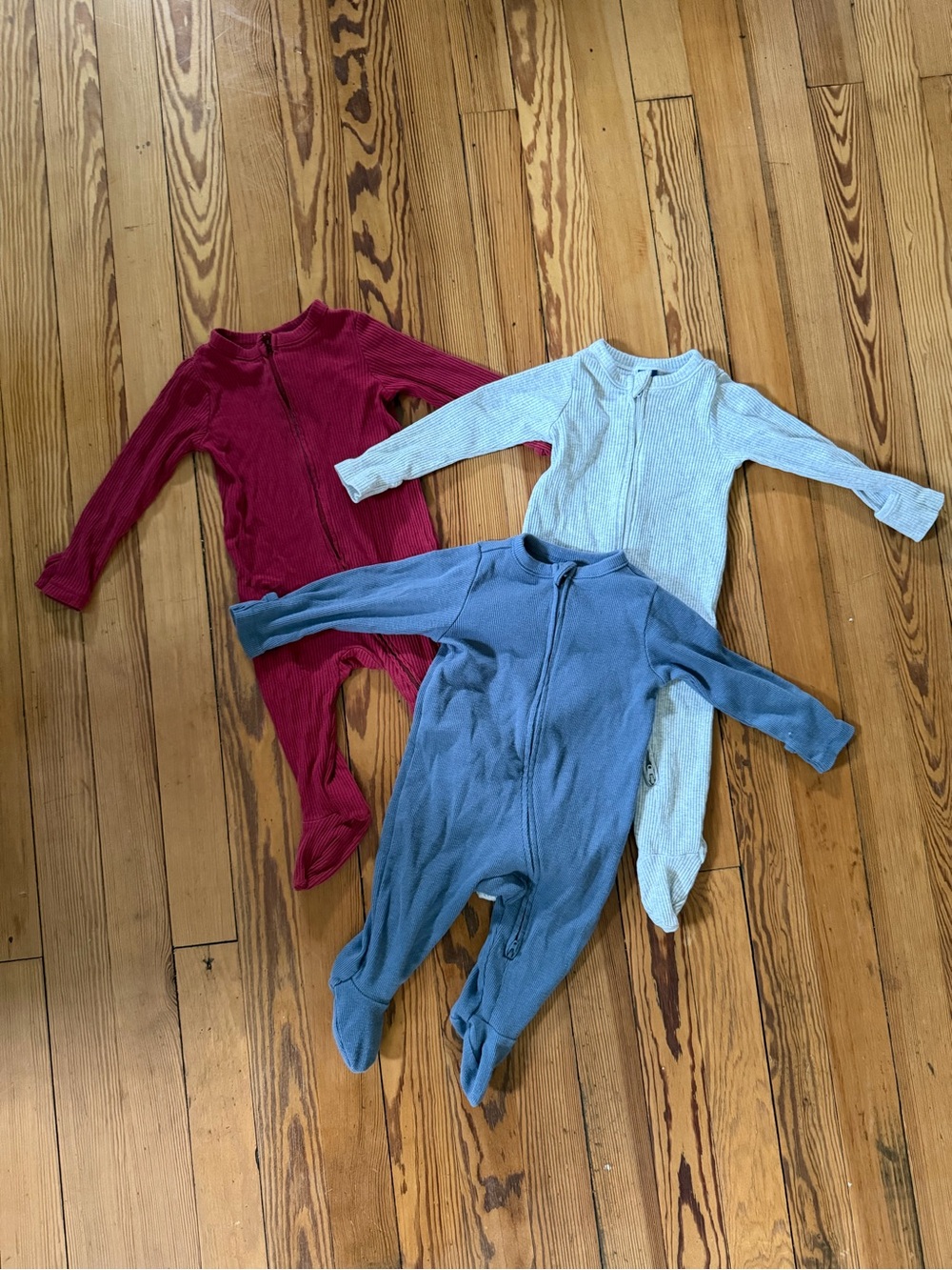 Old Navy Ribbed 2-Way Zip Footed Sleepers 6-9M Pajamas Lot of 3